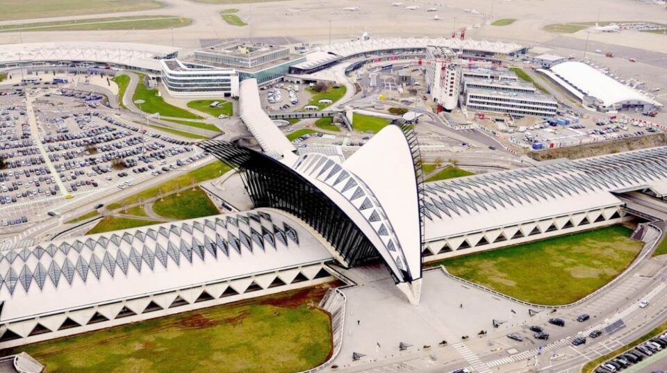 l'aéroport Saint Exupéry de Lyon